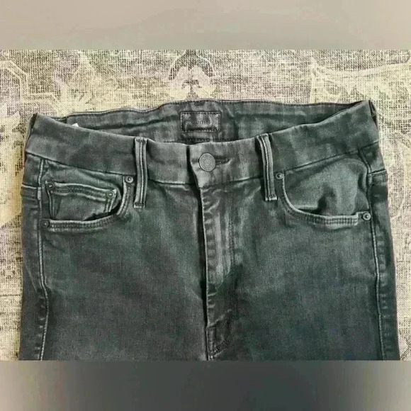 MOTHER Denim The Looker Ankle Fray Black - Picture 2 of 6